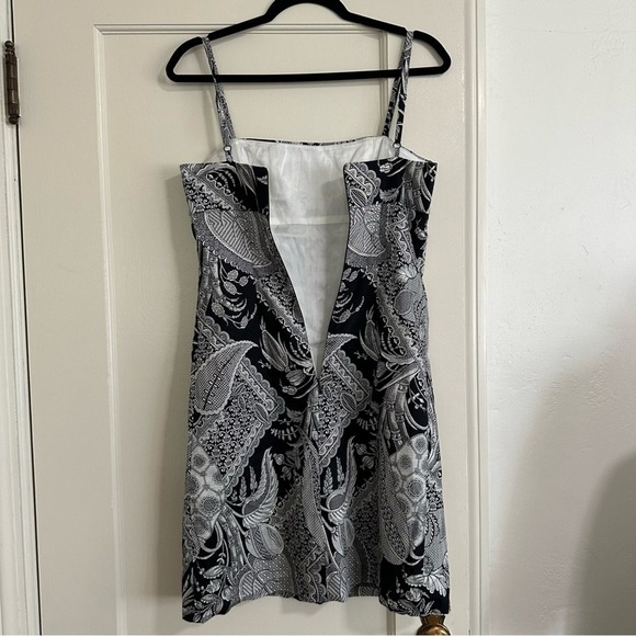 Trina Turk Empire Waist Black and White Botanical Print Mini Dress 6 - Picture 4 of 9